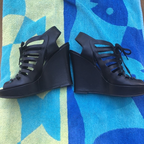 Guess sandals - Picture 11 of 15